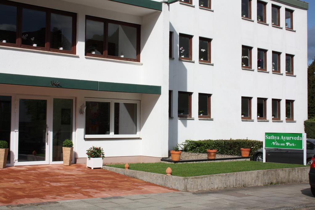 Sathya Ayurveda Hotel Bad Orb Esterno foto