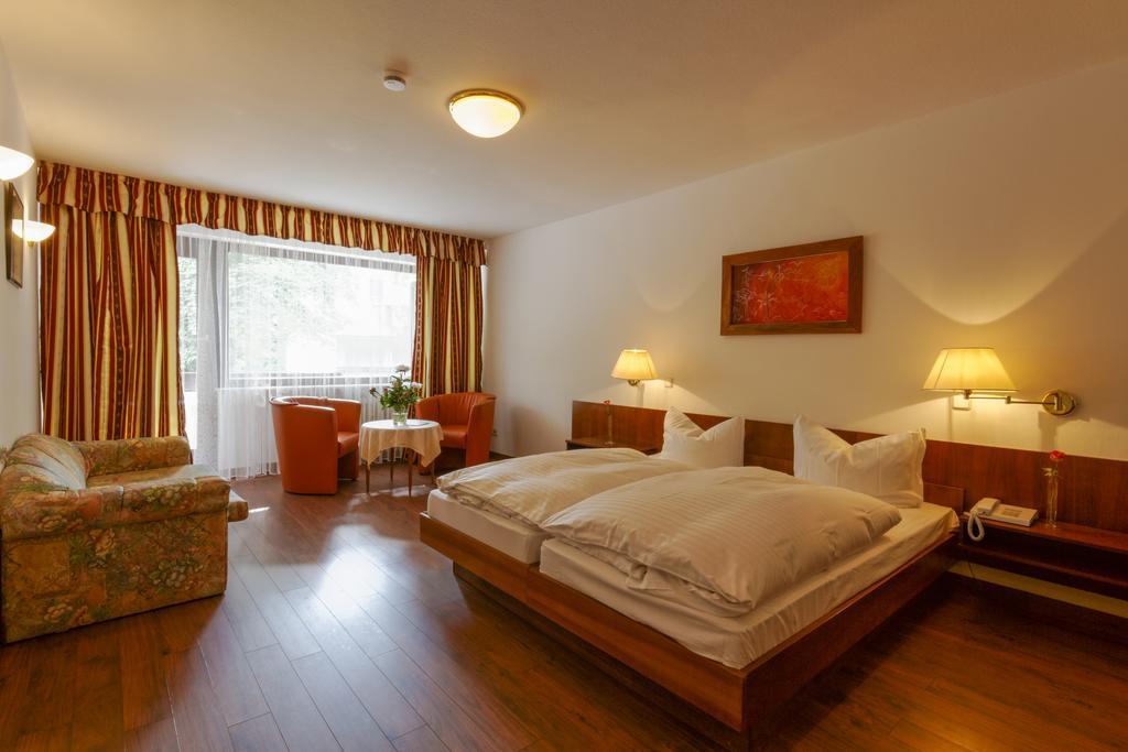 Sathya Ayurveda Hotel Bad Orb Esterno foto